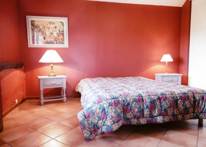 Le Coursin Feriehus Saubrigues